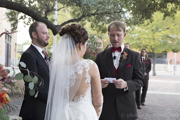 san-antonio-wedding-at-the-stables-photos-by-martina-12.jpg