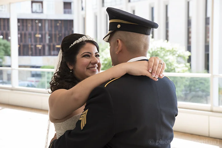 austin-wedding-photos-by-martina-hyatt-regency-15-1.jpg