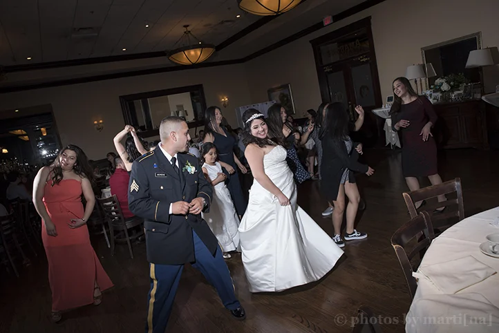 austin-wedding-photos-by-martina-hyatt-regency-27.jpg