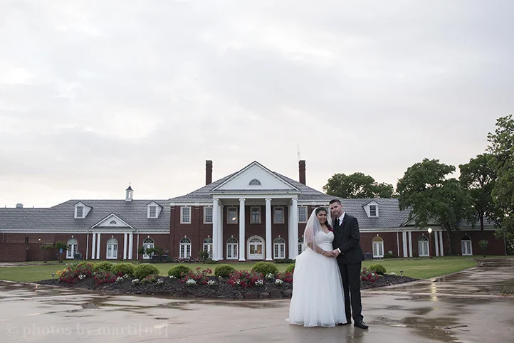 bastrop-wedding-photos-by-martina-mansion-at-colovista-20.jpg