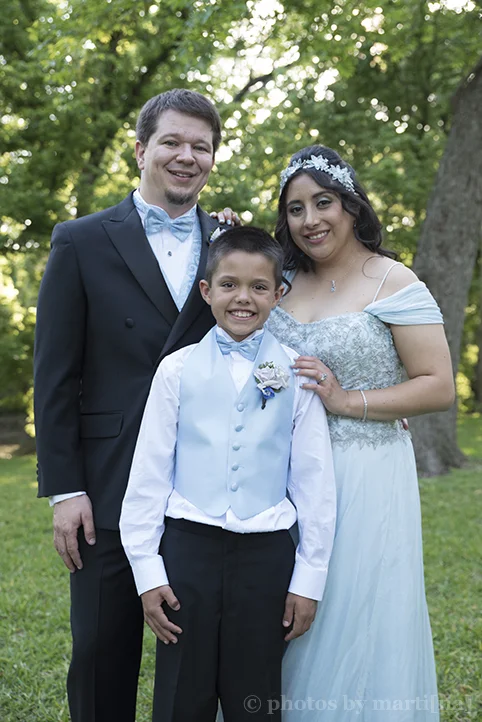 austin-awesome-wedding-photography-chateau-on-the-creek-24.jpg