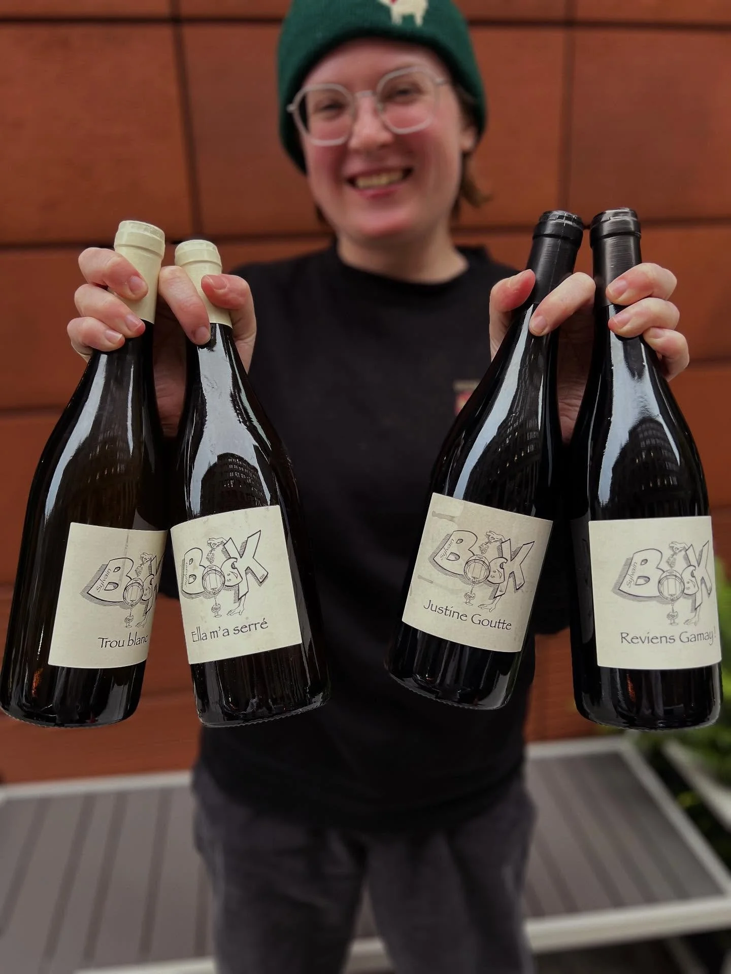 It's show time!! 
Join us tonight as we host a very special guest, the one &amp; only, @sylvainbock!! He'll be talking about all things #ardeche, mesmerizing you with his flowing locks &amp; sipping you on some very special grape juice 😉. 

He's wit