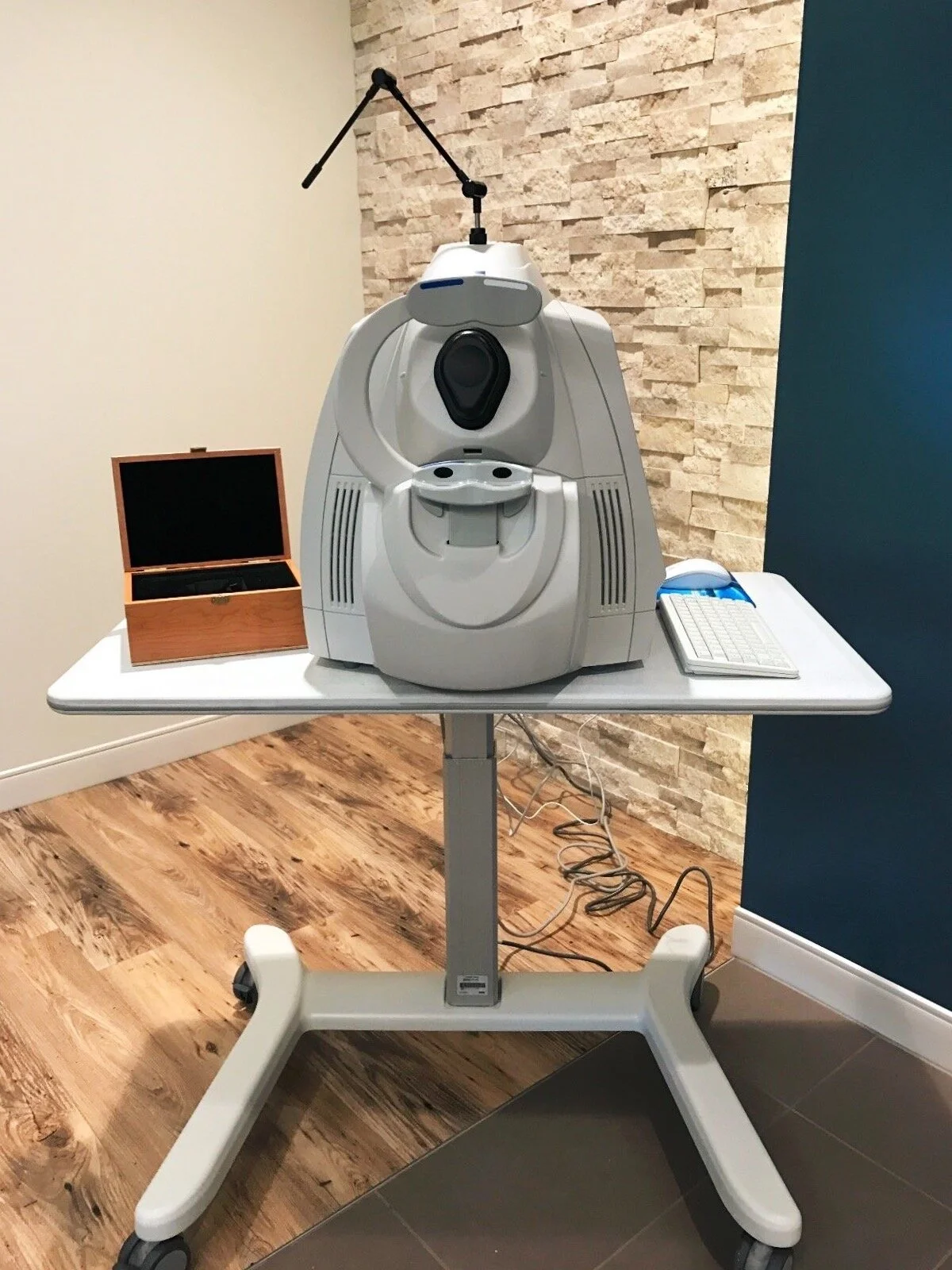 Zeiss Cirrus OCT model