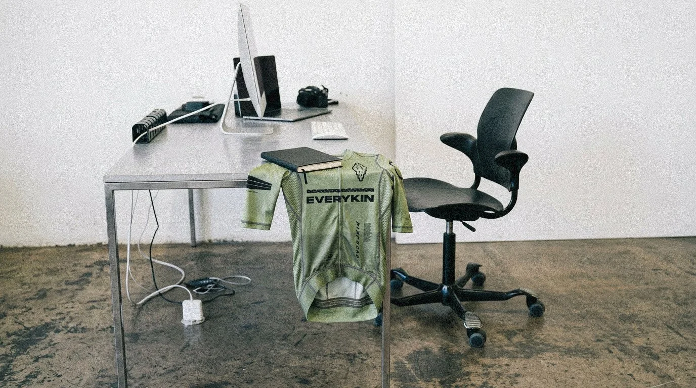desk roya jersey 1-2.jpg