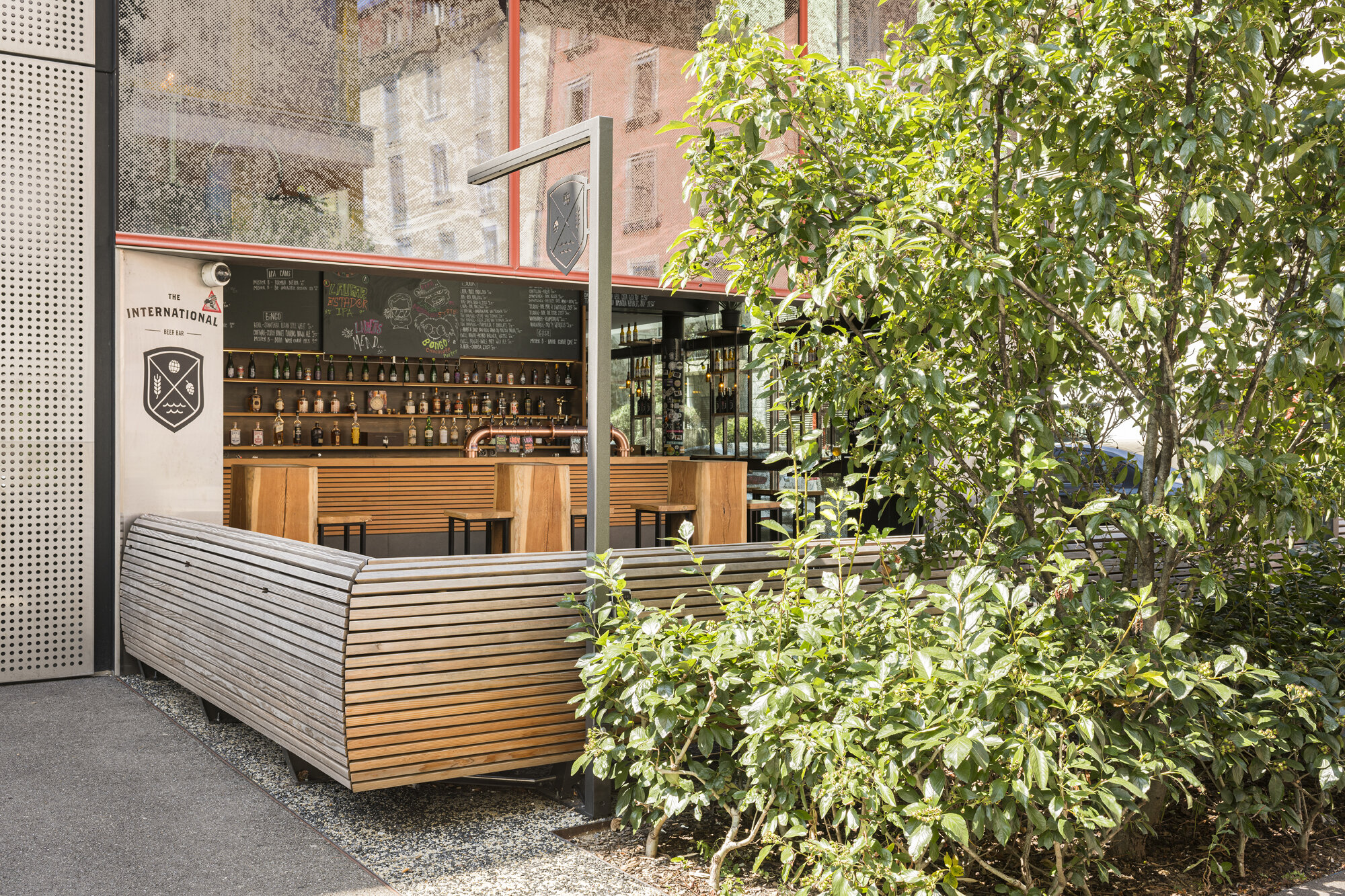 hw_sch_bierbar_0601.jpg