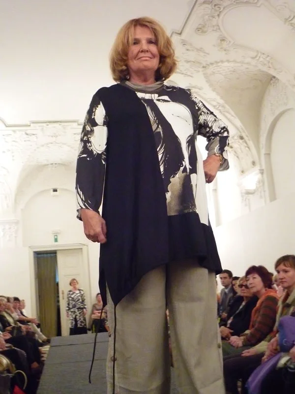 196.jpg
