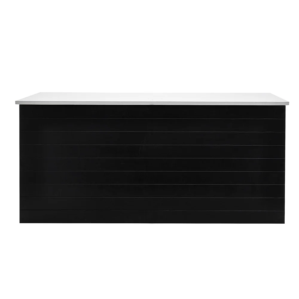 BLACK BAR