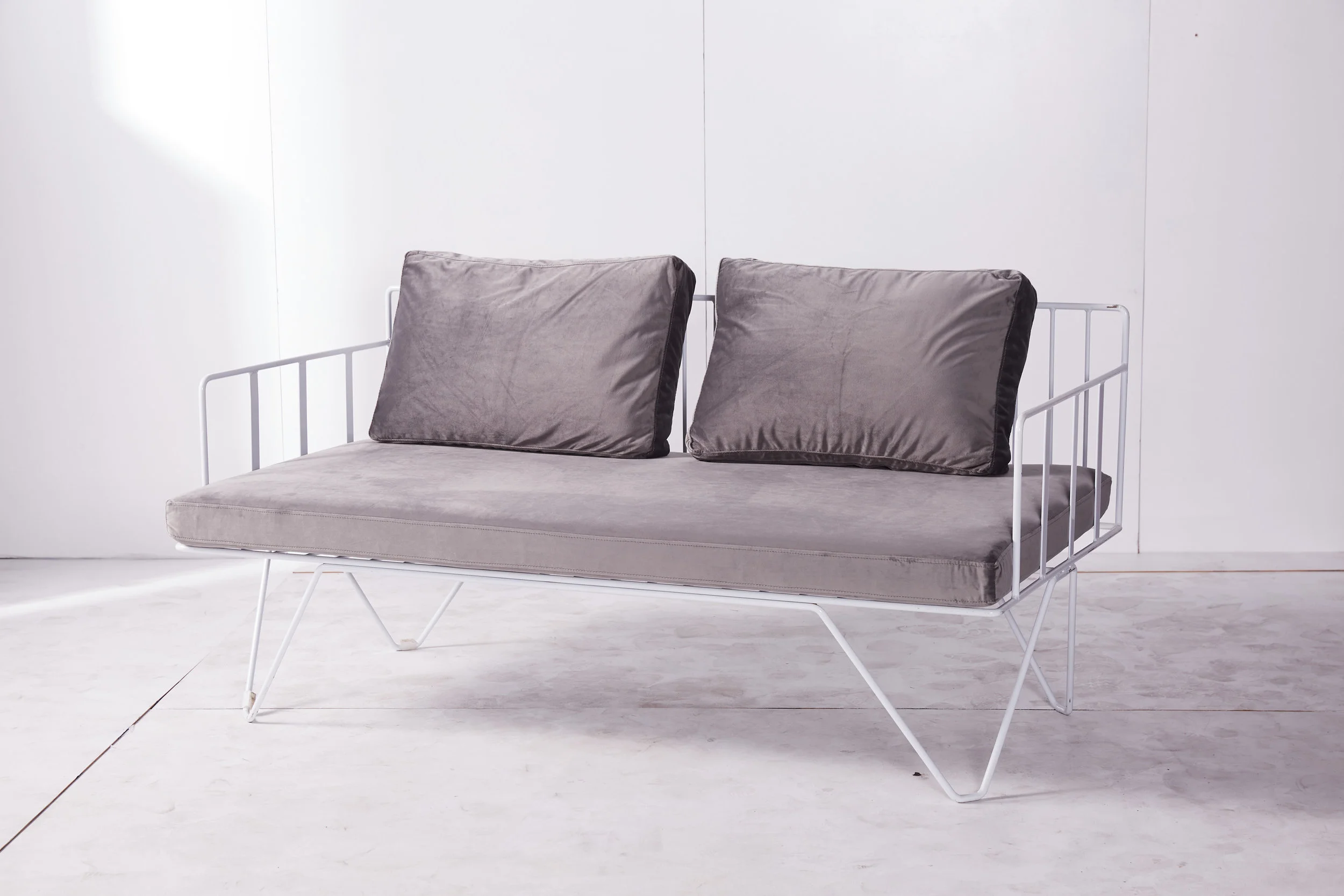 SIMPLY-SEATED-DEEP ETCH_154.jpg