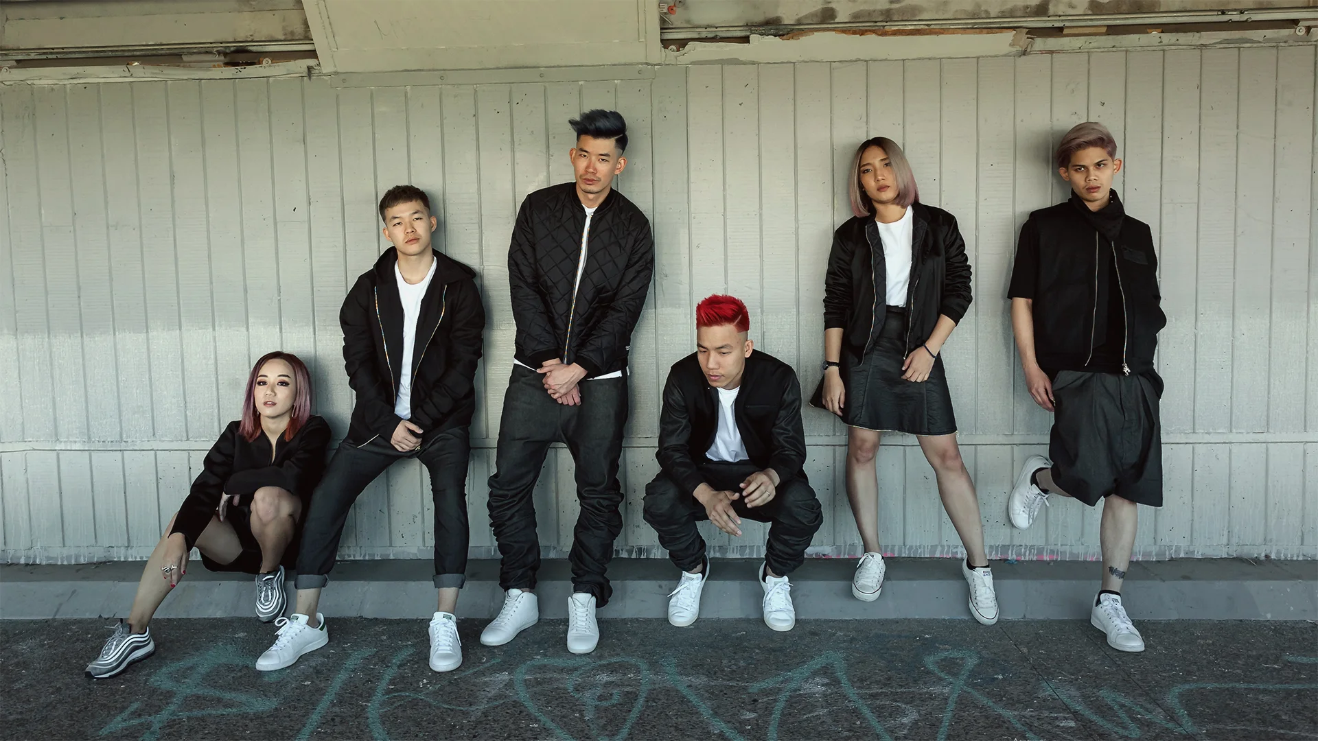 Shout out to #TeamOTK (From L to R: Vikkipedia, Daz, J, Apple, Wi & Nice) ✊