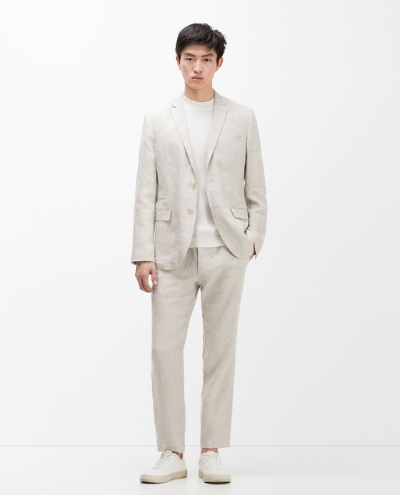 Zara Blazer de costume en lin 69,95€, pantalon 39,95€