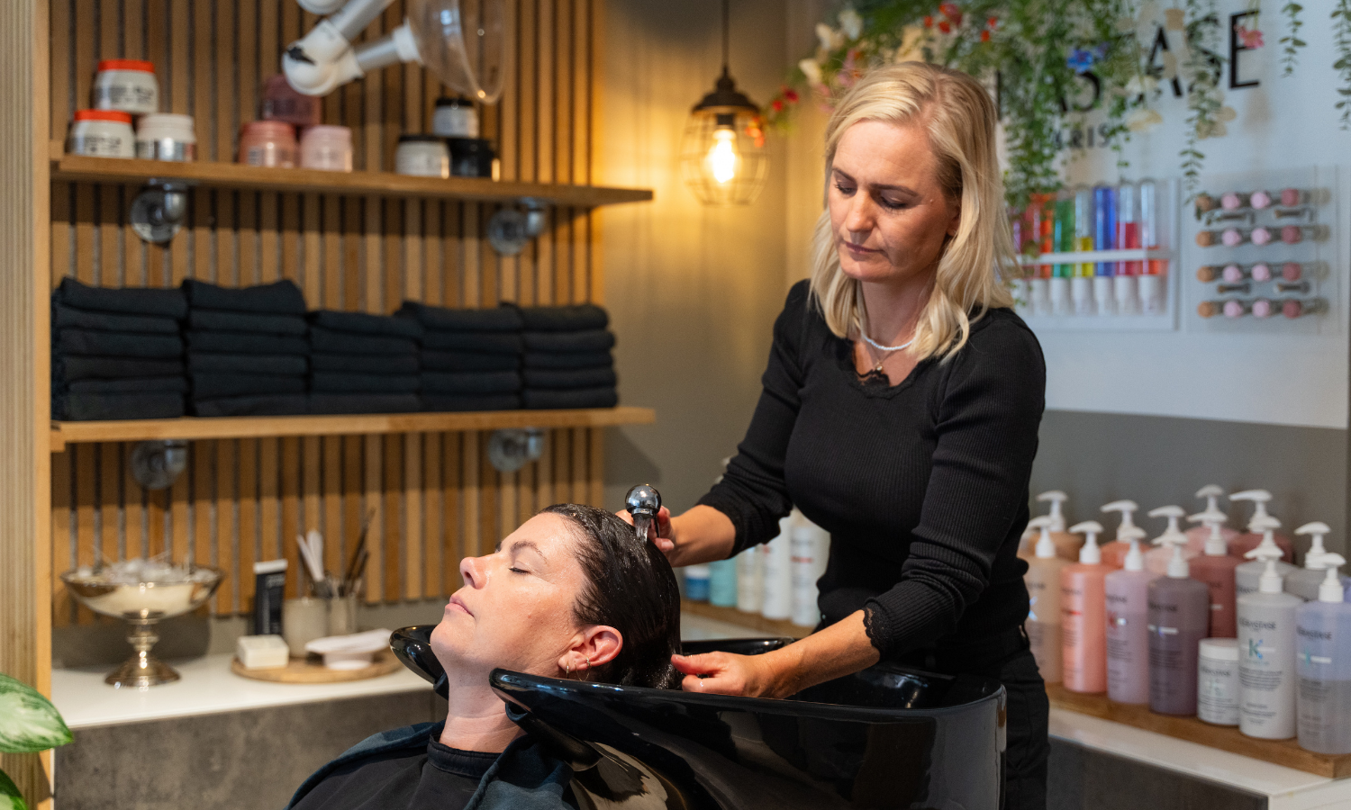 Frisør K Coiffure 6.png