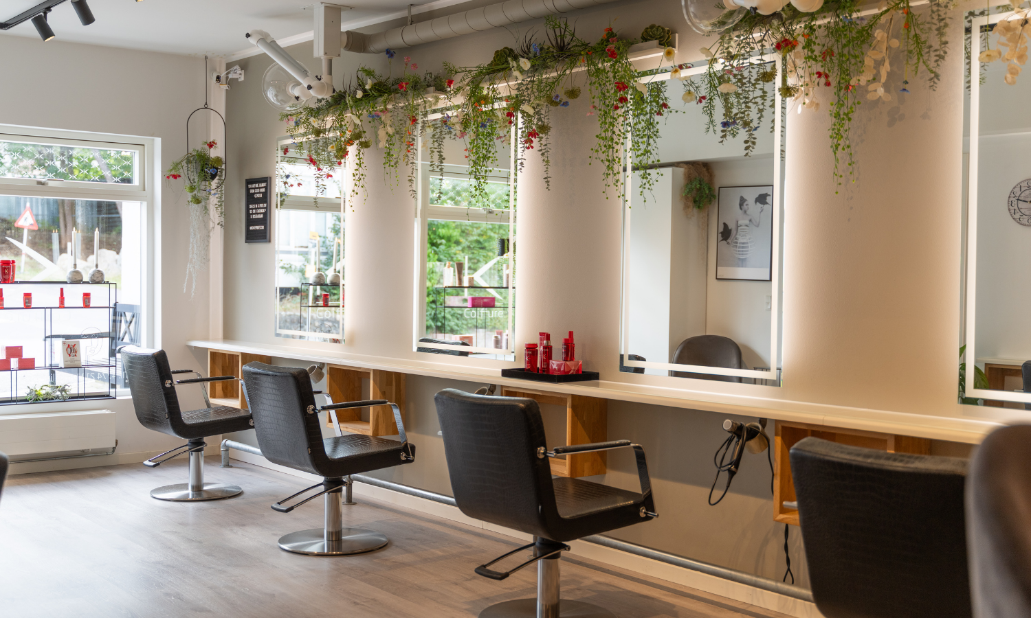 Frisør K Coiffure.png