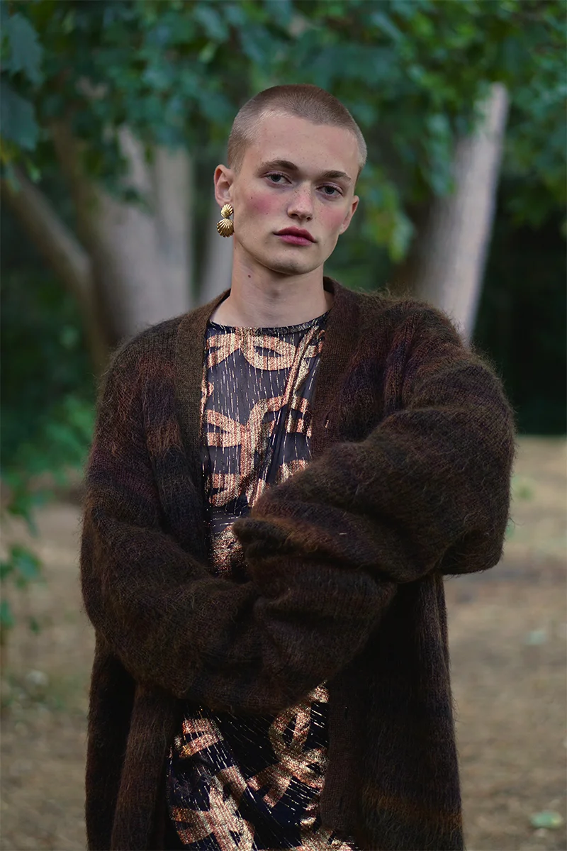 Look_5.jpg