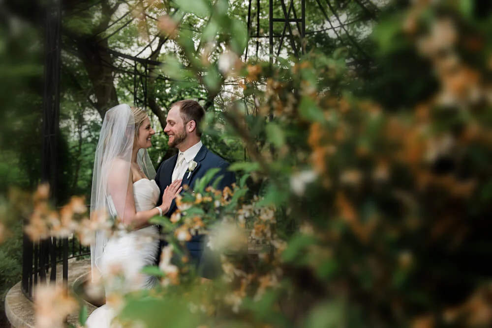 Heather downs country club wedding photos_24.jpg
