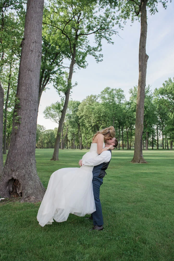 Heather downs country club wedding photos_045.jpg