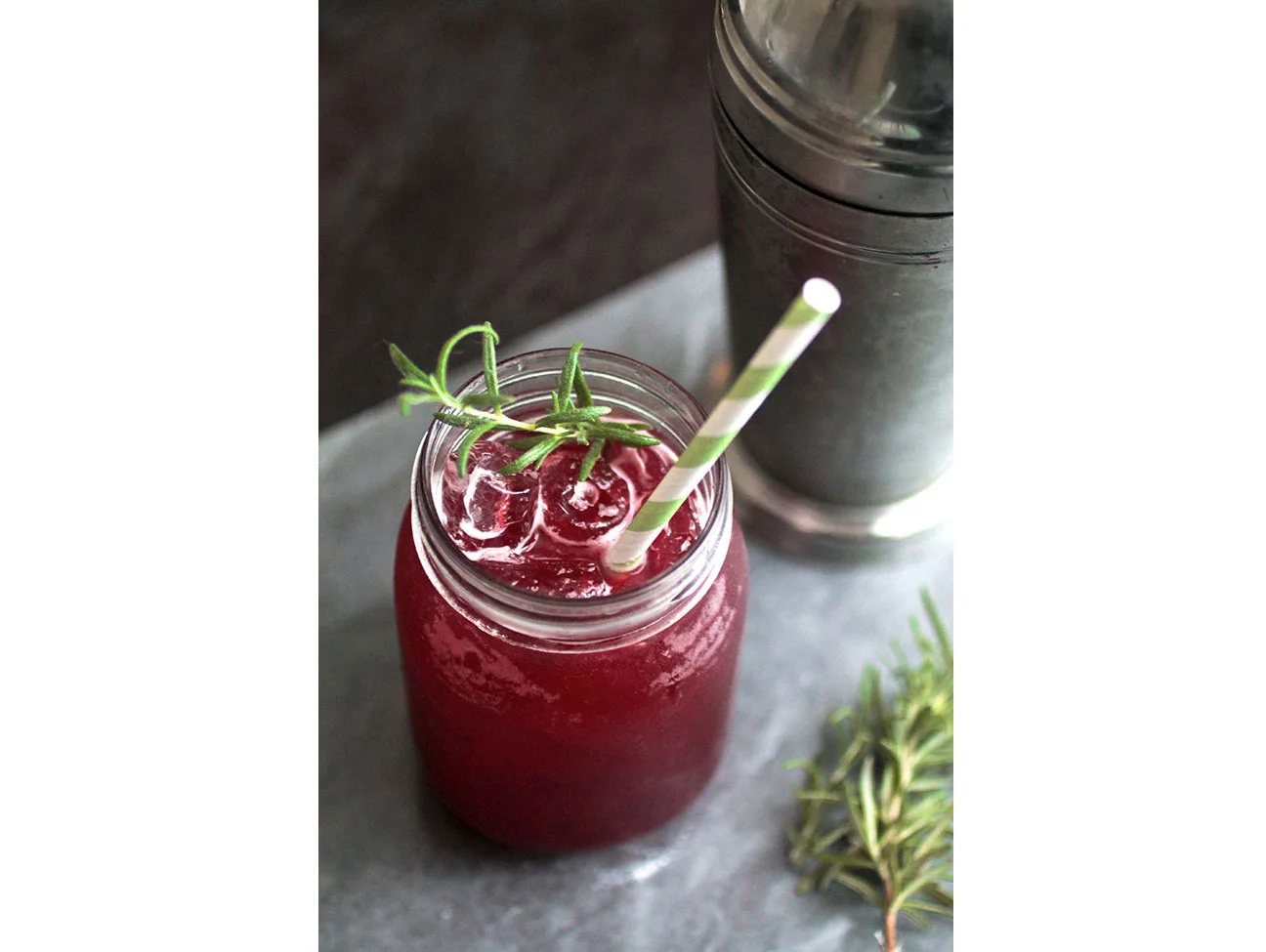 whiskey-cocktail-blackberry.jpg