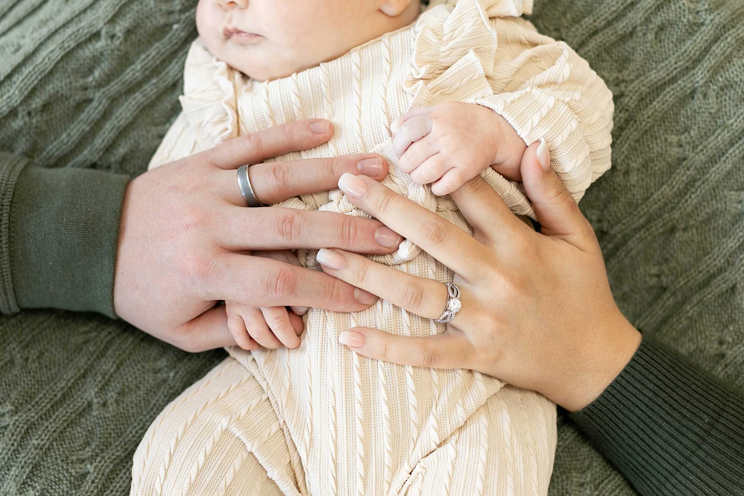 Neutral studio newborn session at studio 388 in kankakee illinois