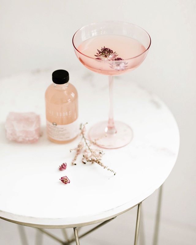 Did you see @thewonderworkshop just launched their WONDER STAY dates for this year?! Anything my friends @cassieloreephotography + @nbarrettphoto put their hands on is pure magic. I took this image from their workshop last year and I&rsquo;m so thank