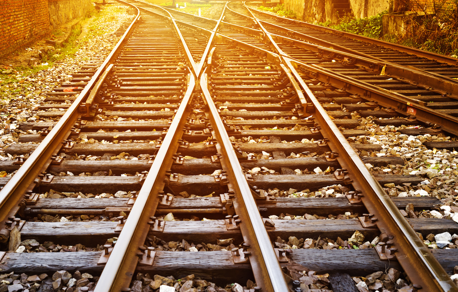 shutterstock_crossroads 1500px.jpg