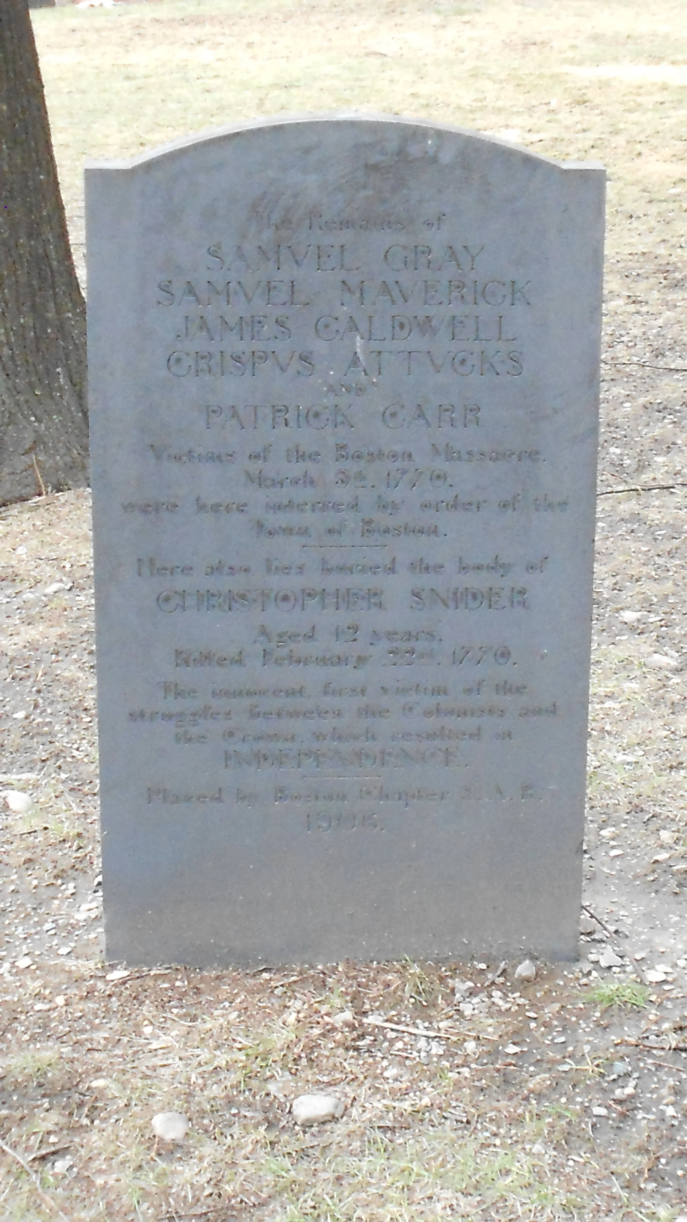 Boston Massacre Grave final.JPG