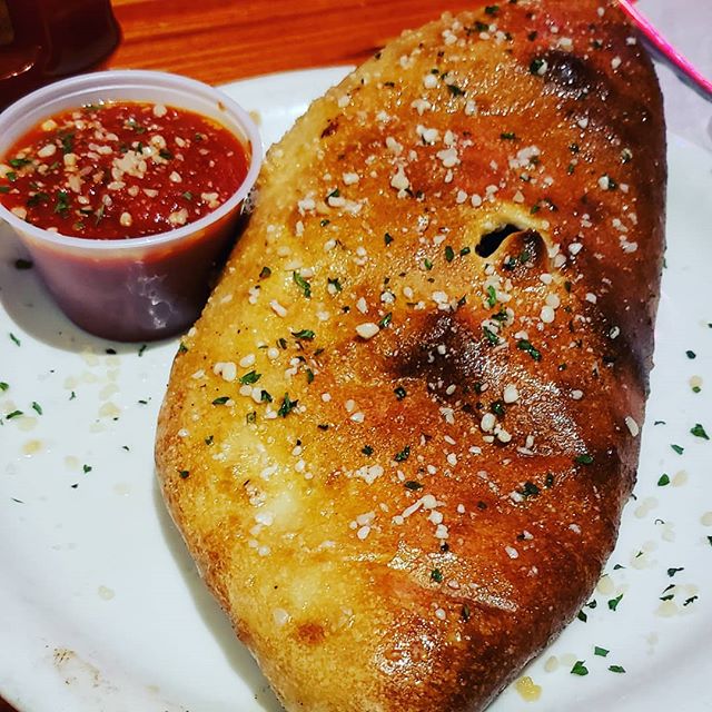 While on vacation I always try to stop into a new restaurant with the family.  Tonight was @panama.pizzeria in Panama City Beach.  My Philly cheese steak calzone definately did not disappoint!  Thank you for the wonderful service to a bunch of Hoosie