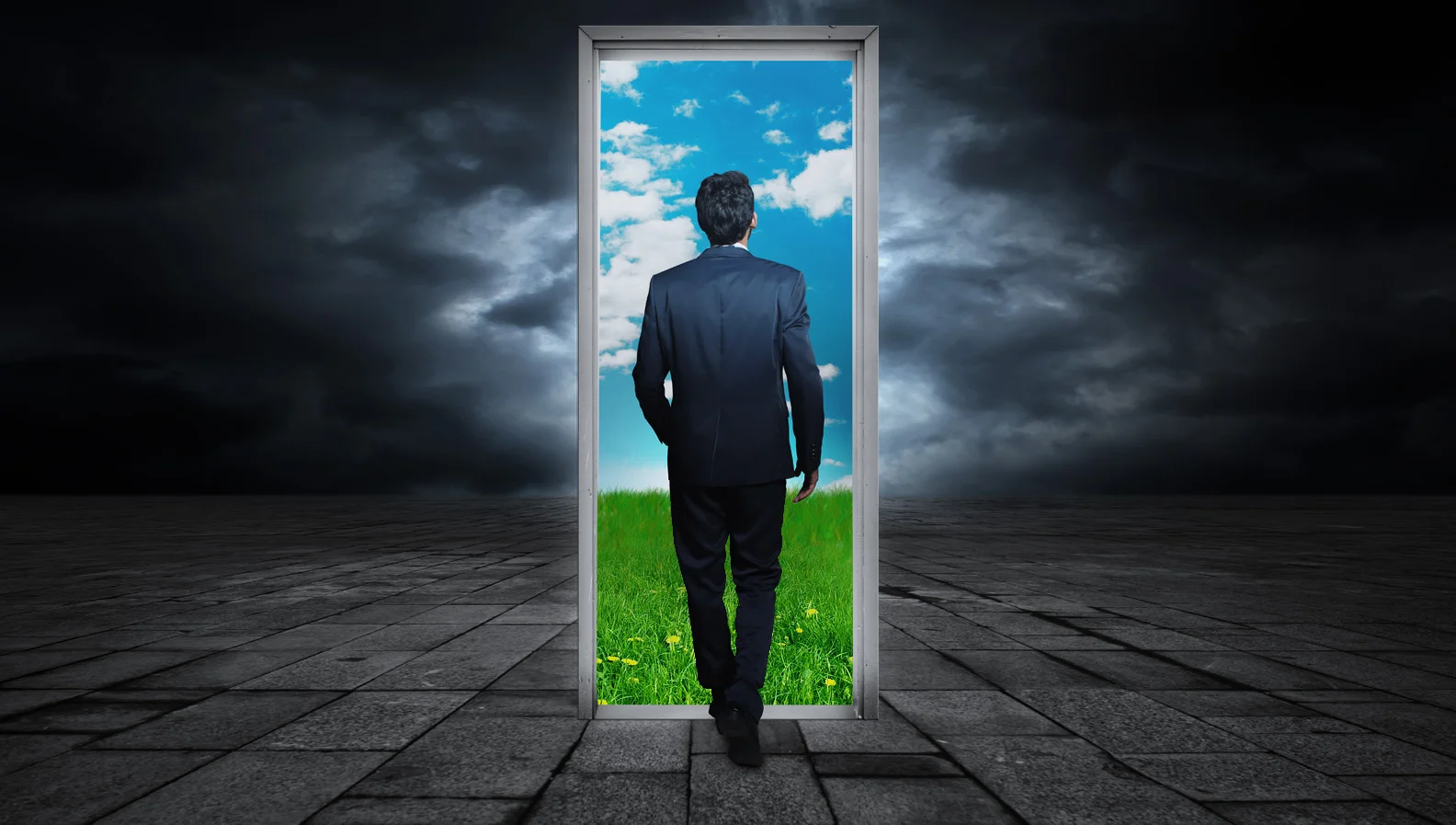 img-hero-doorway.jpg