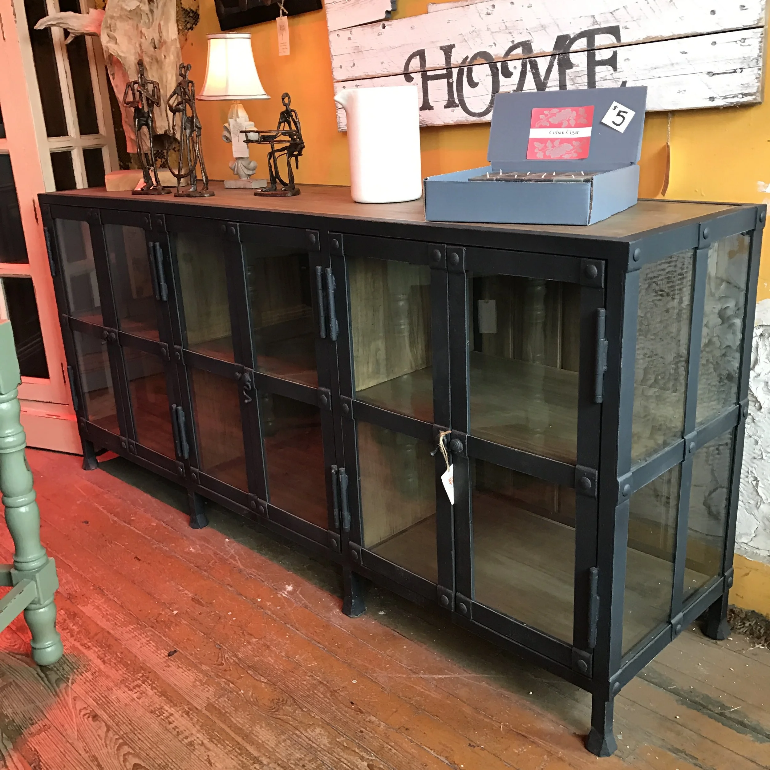 25873 Urban Media Cabinet