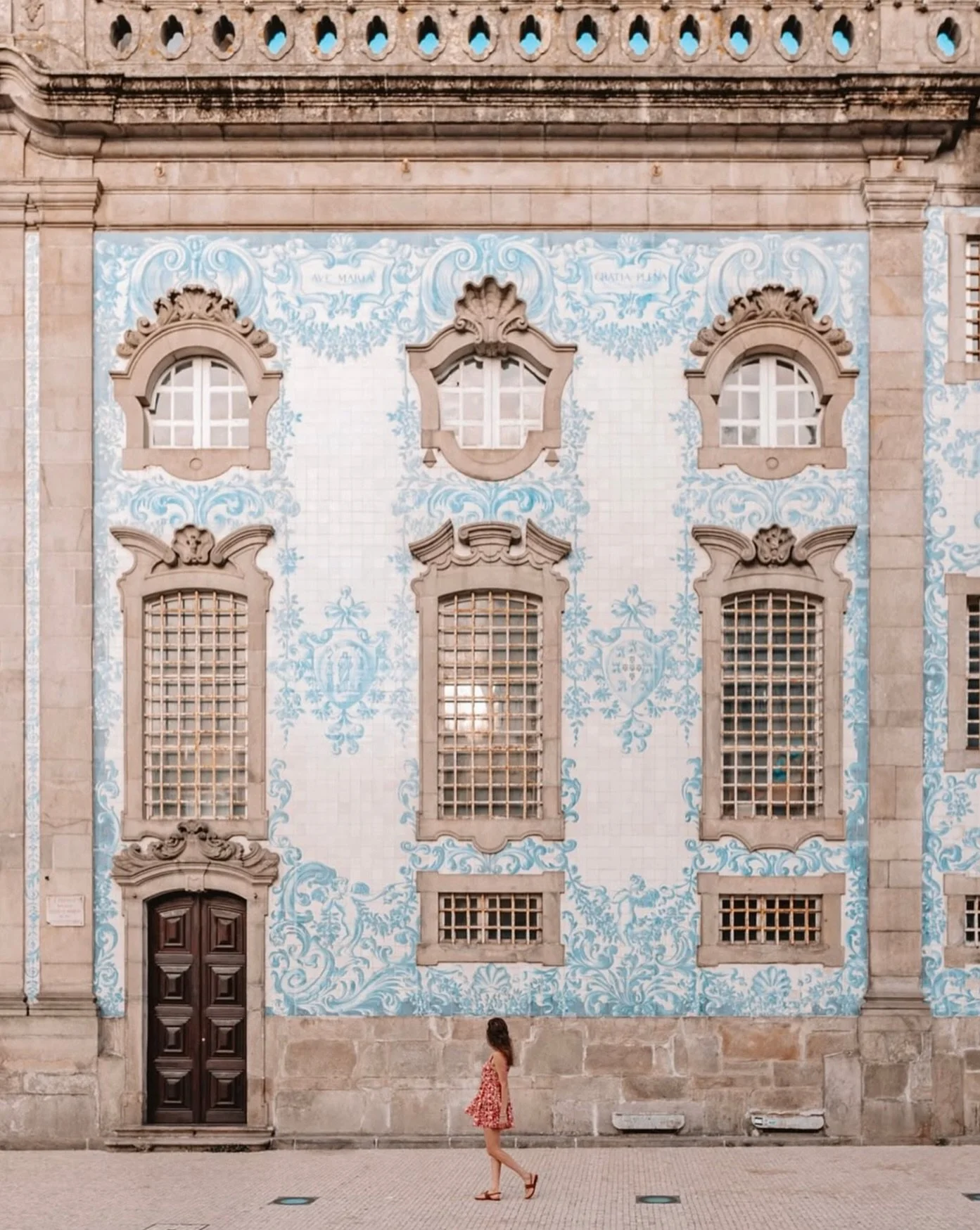 🌍 @unfamiliar.land is Not Lost 🌍 in Porto, Portugal #sheisnotlost