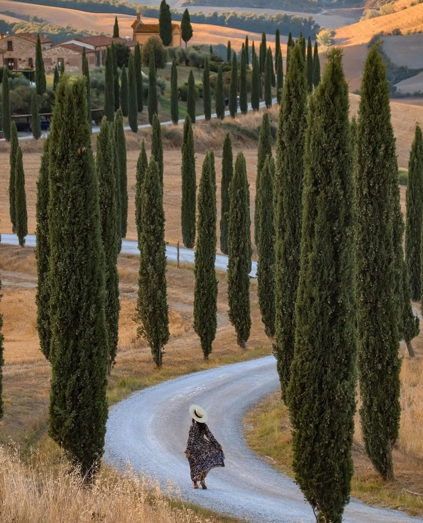 🌍 @lovely_wander is Not Lost 🌍 in Tuscany, Italy #sheisnotlost