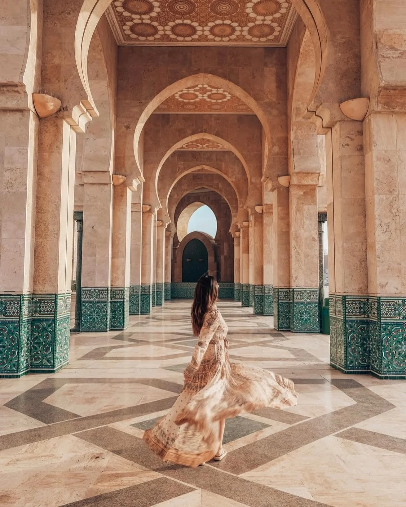 🌍 @jaszzhang is Not Lost 🌍 in Casablanca, Morocco #sheisnotlost