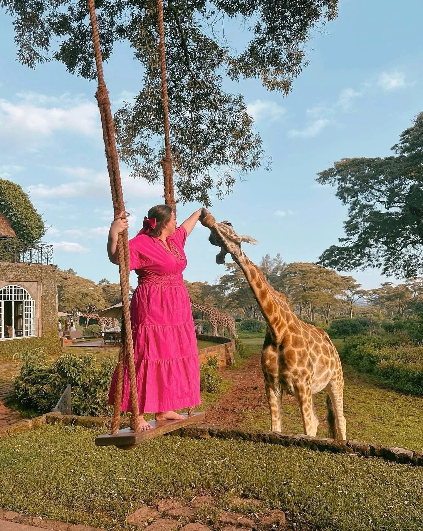 🌍 @courtneyscheff is Not Lost 🌍 in Kenya #sheisnotlost