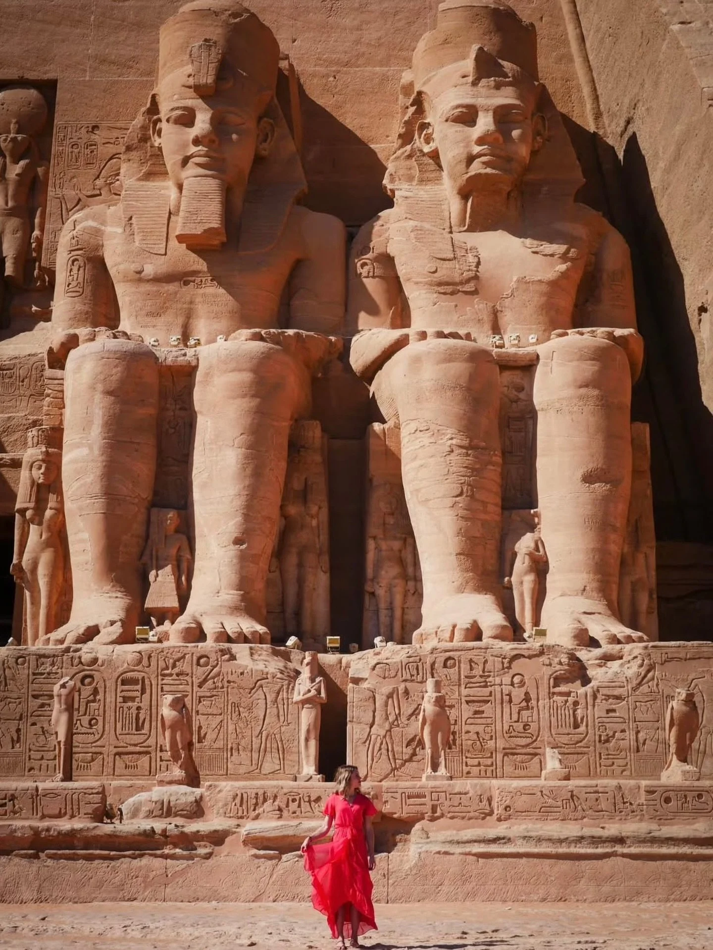 🌍 @stella.mathilda is Not Lost 🌍 in Egypt #sheisnotlost