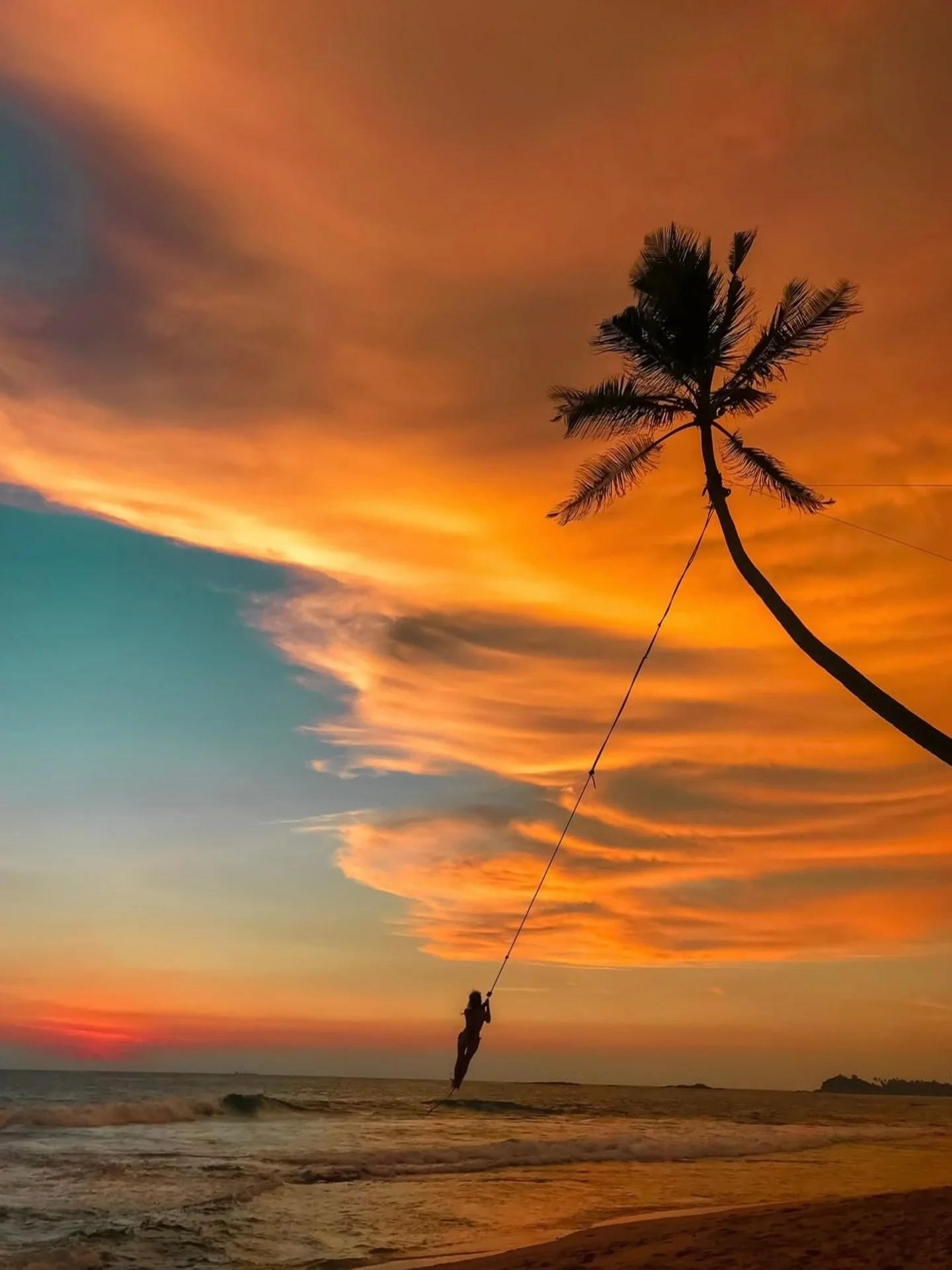 🌏 @nika.sekerak is Not Lost 🌏 in Sri Lanka #sheisnotlost