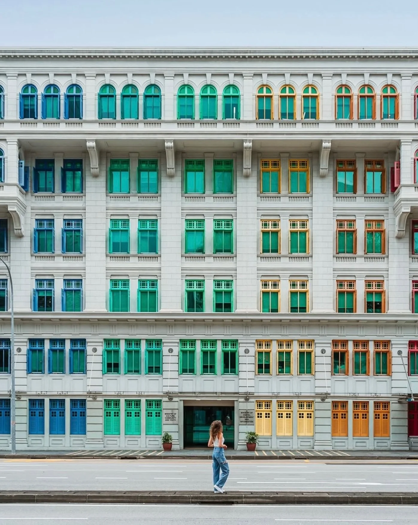 🌏 @unfamiliar.land is Not Lost 🌏 in Singapore #sheisnotlost