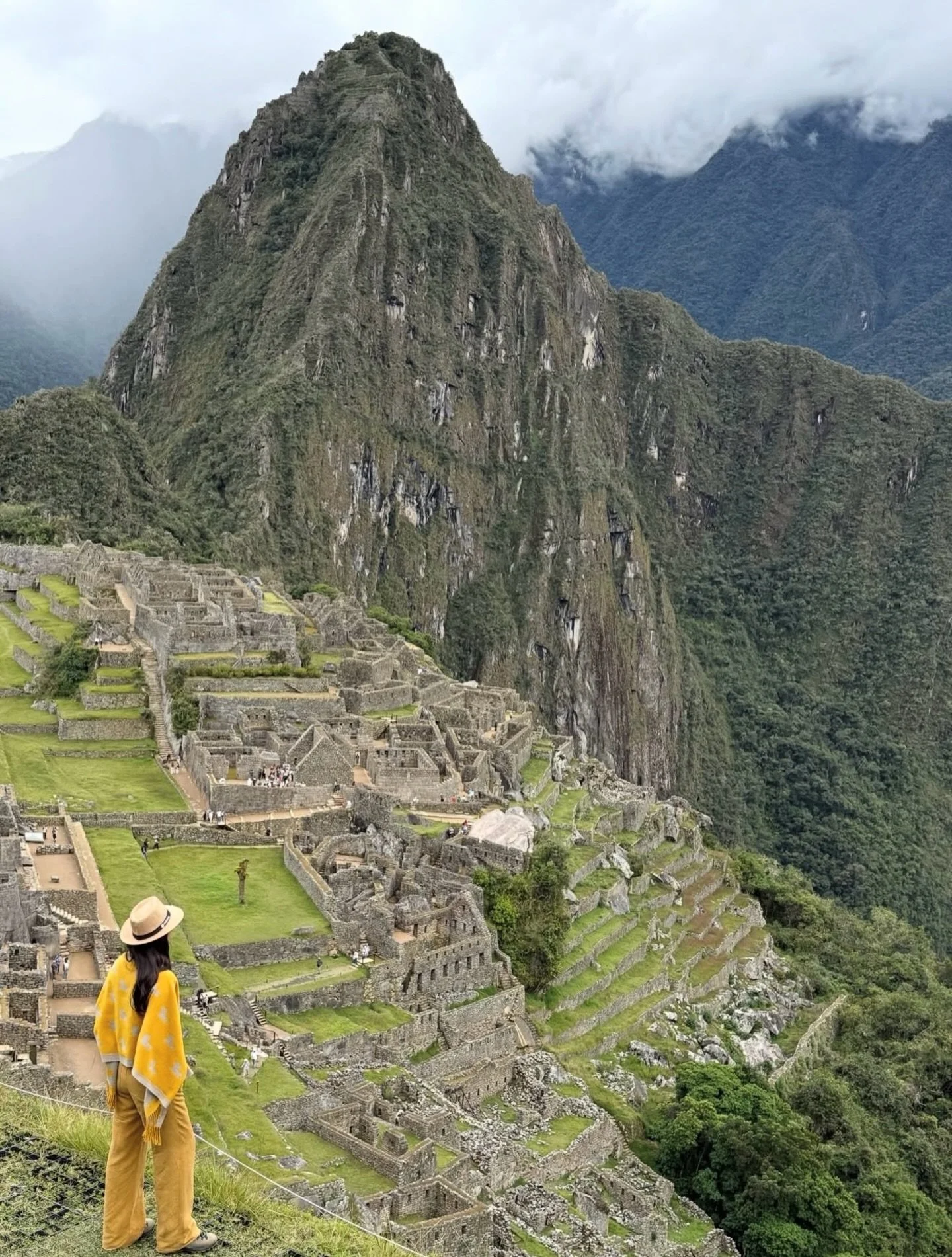 🌎 @100gramsofsun is Not Lost 🌎 in the Sacred Valley, Peru #sheisnotlost
