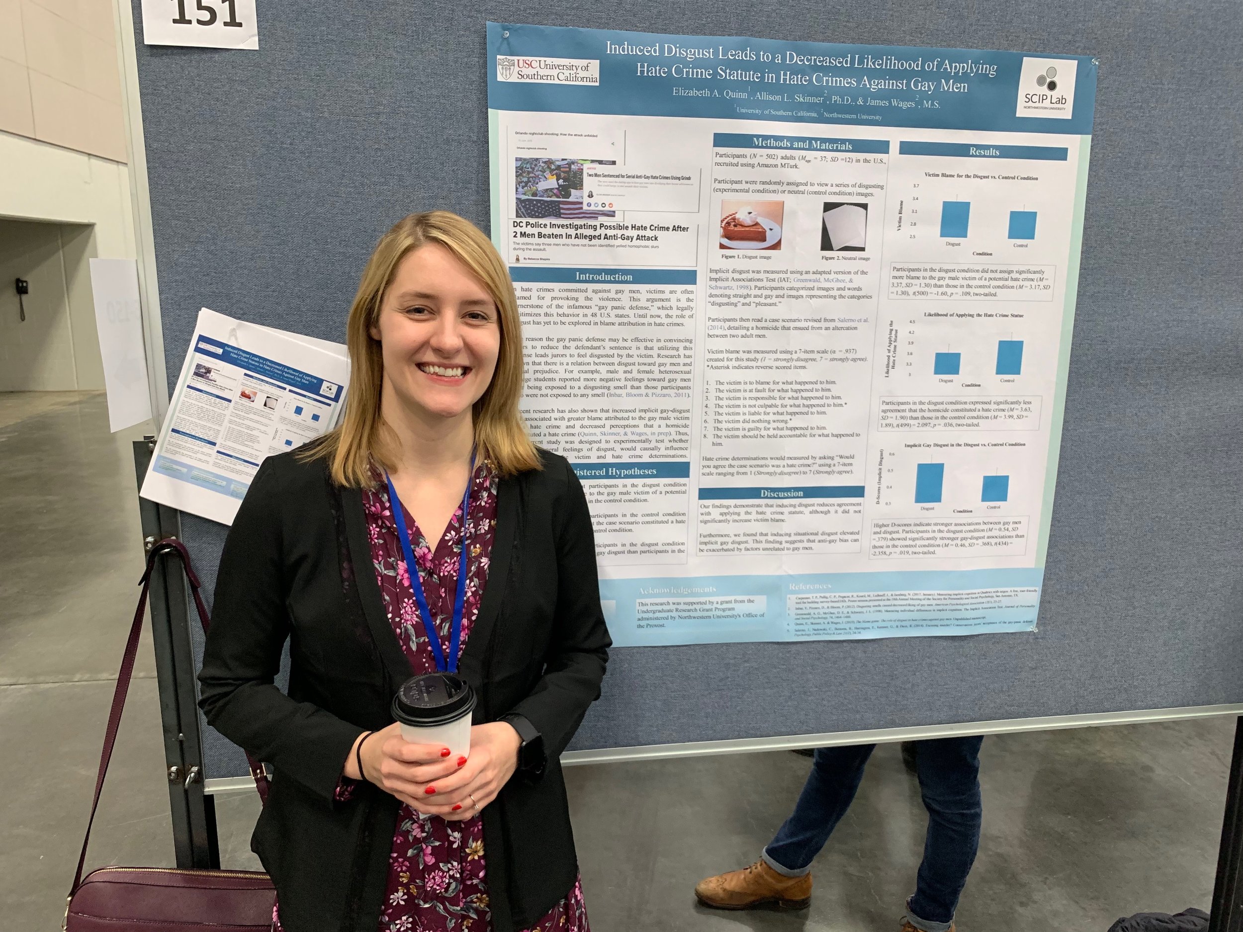 Liz Quinn presenting a poster at SPSP 2019