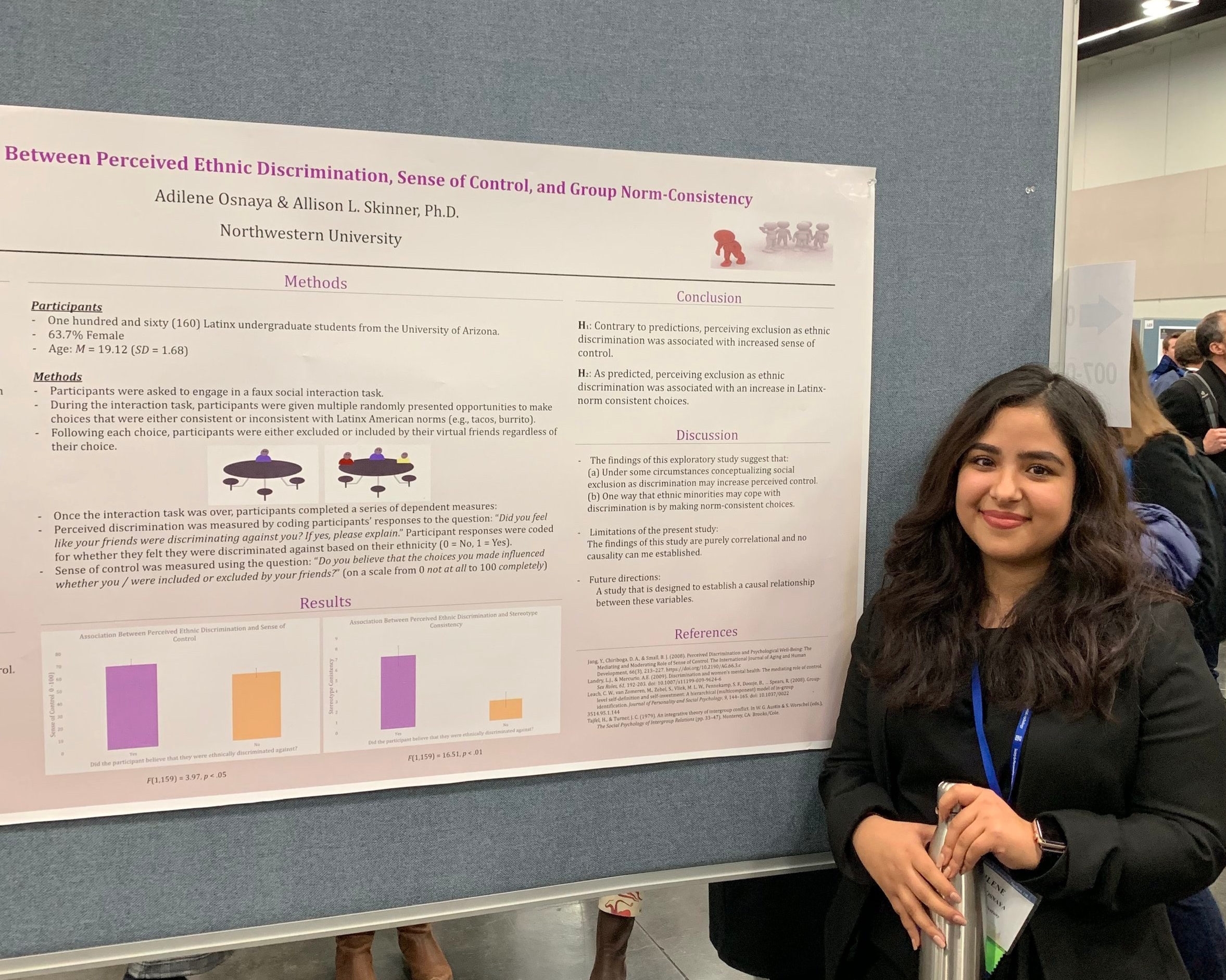 Adilene Osnaya presenting a poster at SPSP 2019