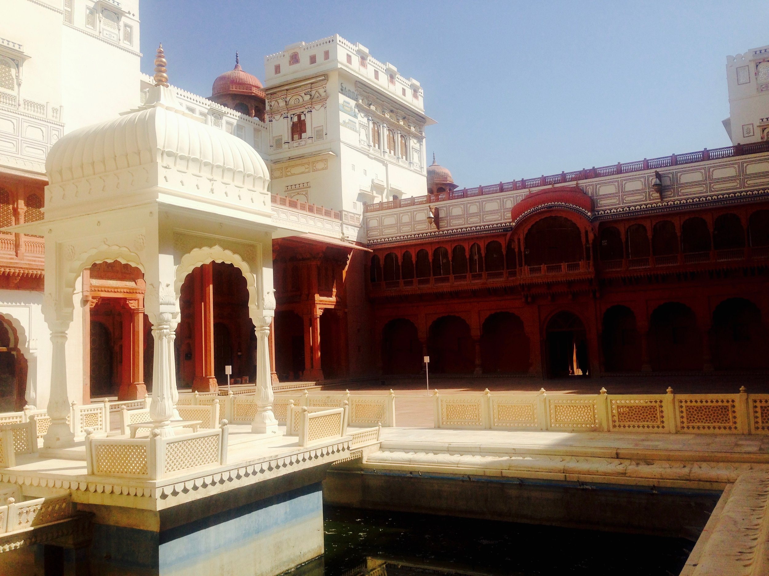 This mini dome was where the ruler of the fort would sit during the festival Holi. Men would throw colored powder onto the ruler while women would be sitting inside the fort, peering through the tiny window holes.