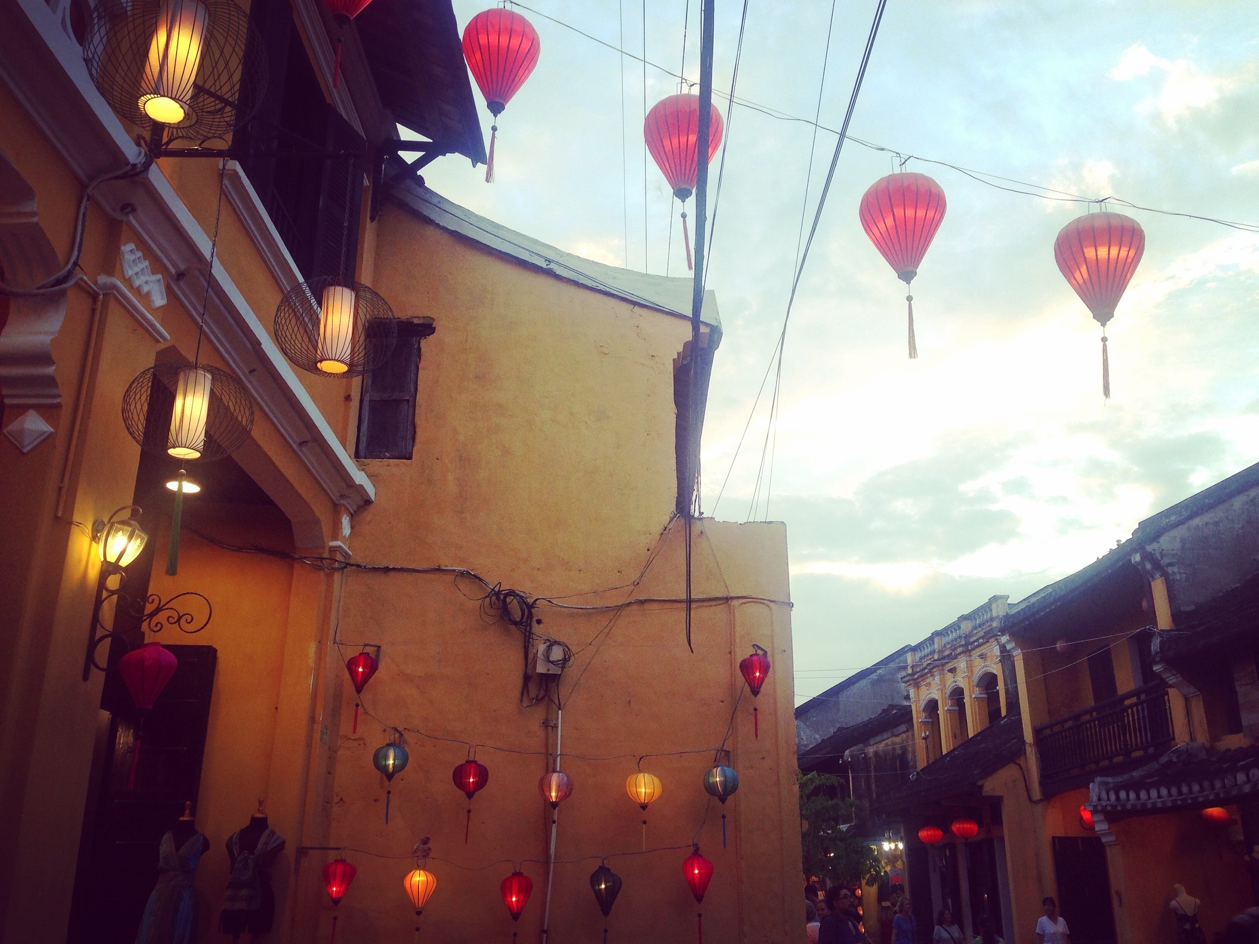 Lantern charm 