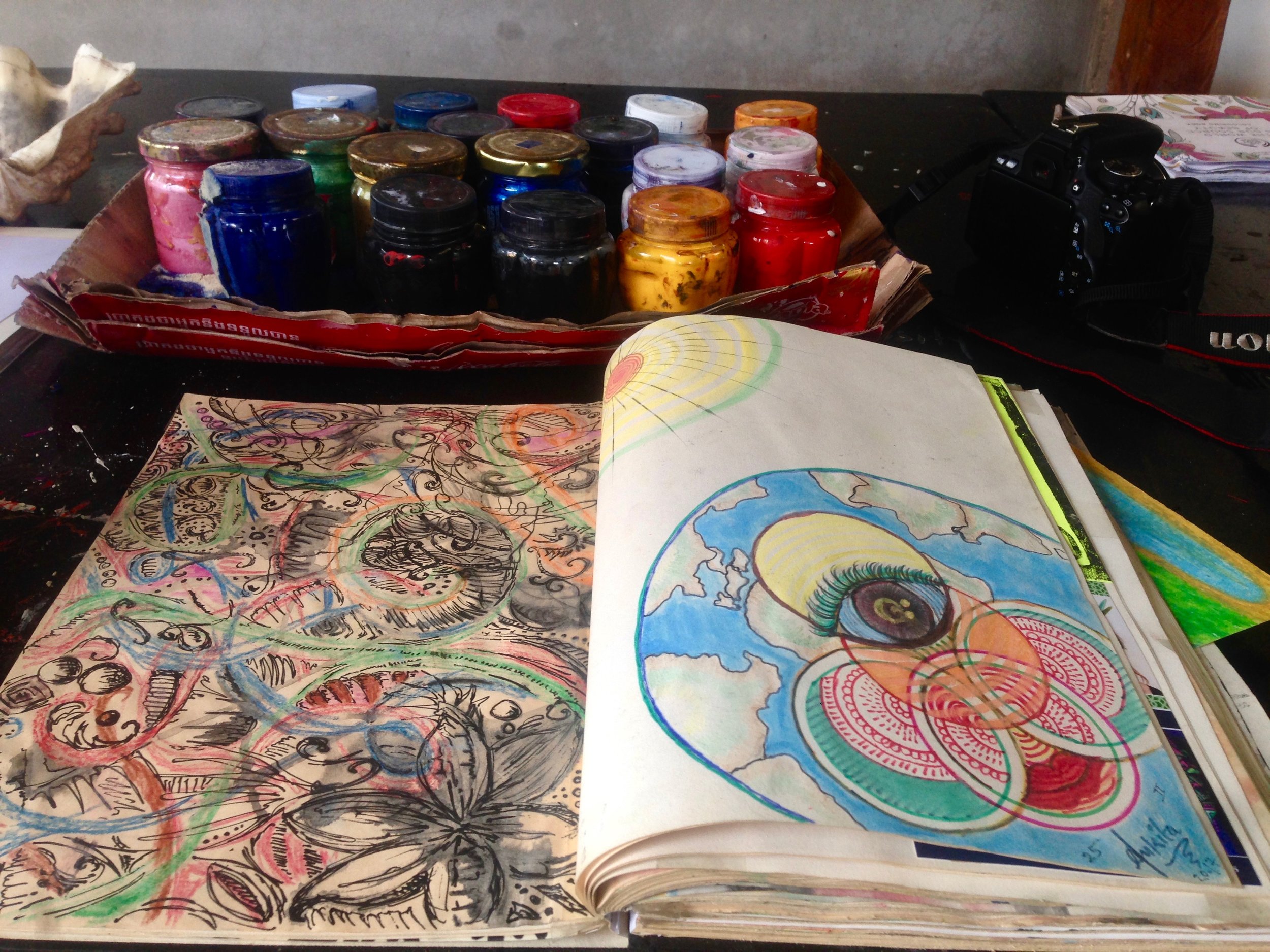 Inspiration book for those who come by to make things 