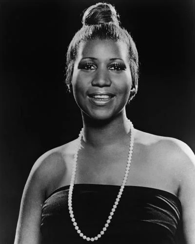 Aretha Franklin and a beautiful strand of pearls