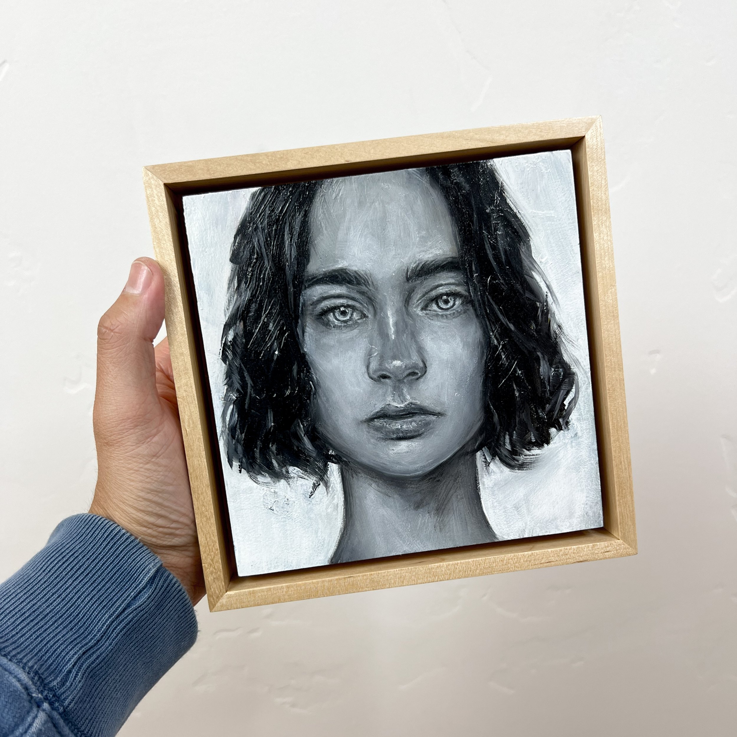 femme 1 frame.jpg