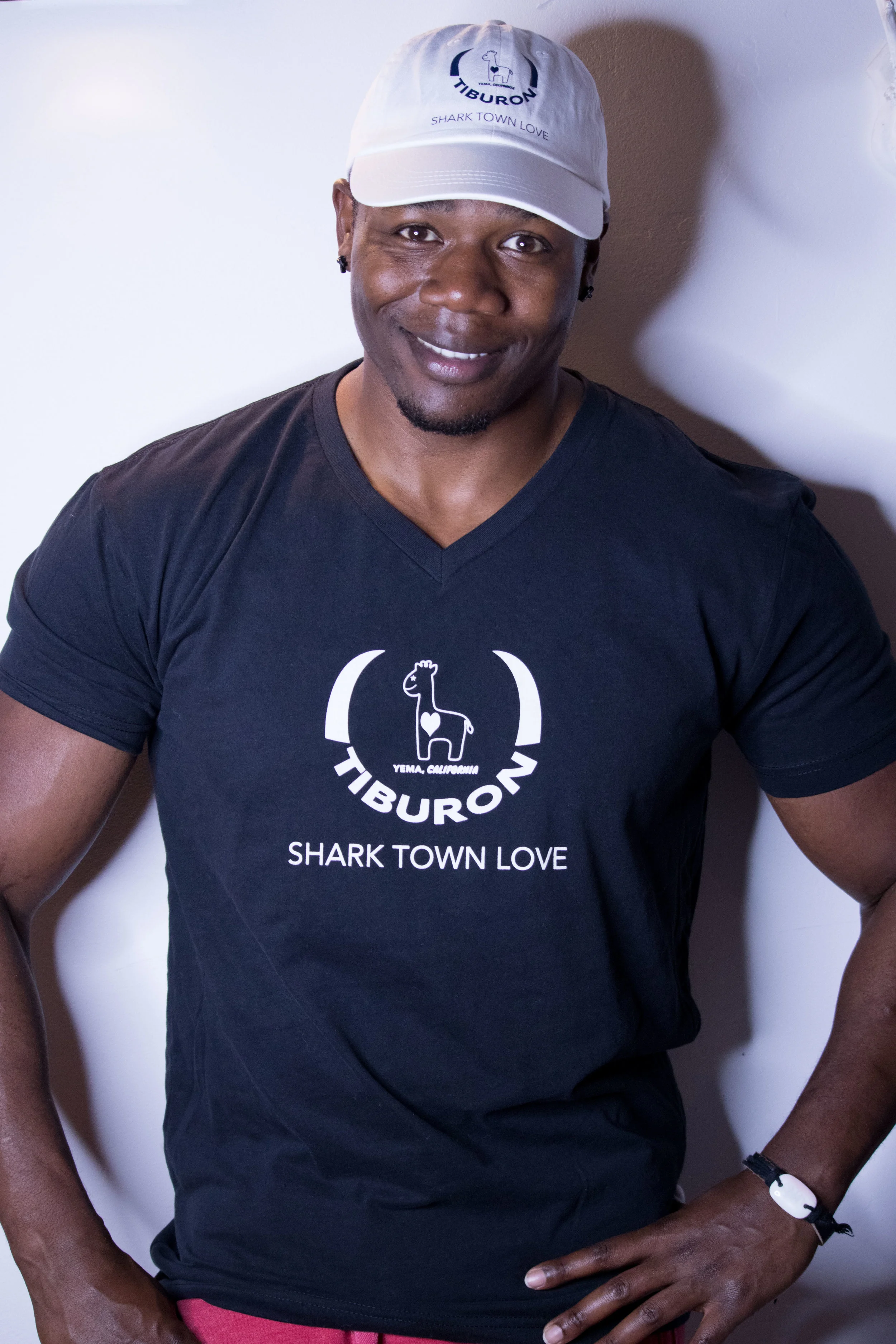 men-stl-blacktee.jpg