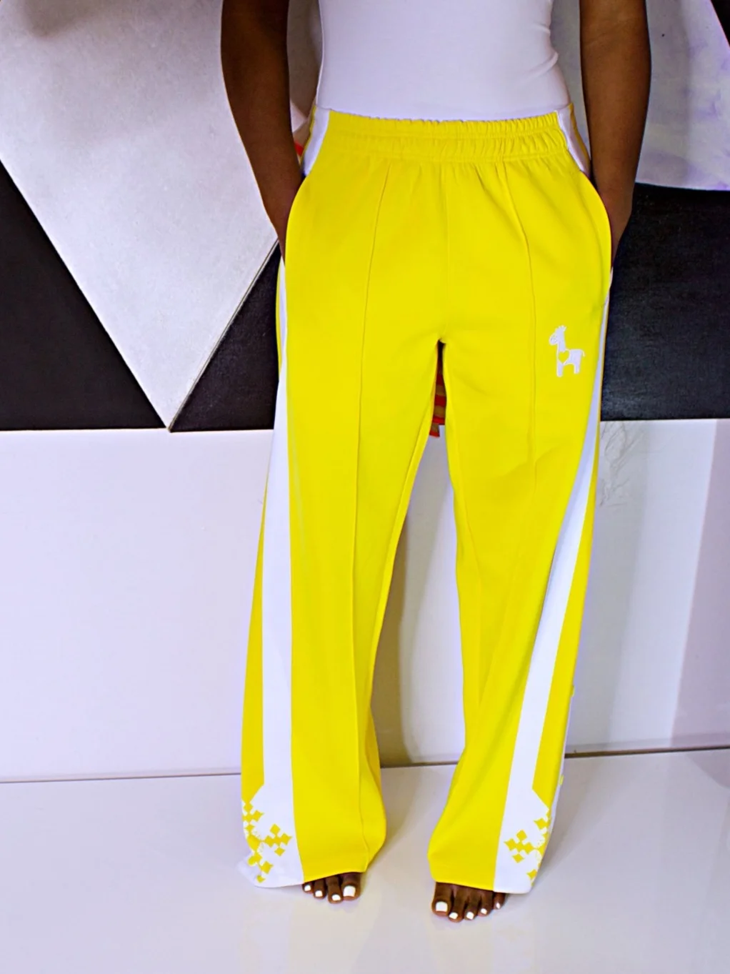 bbyellowpants2.jpg