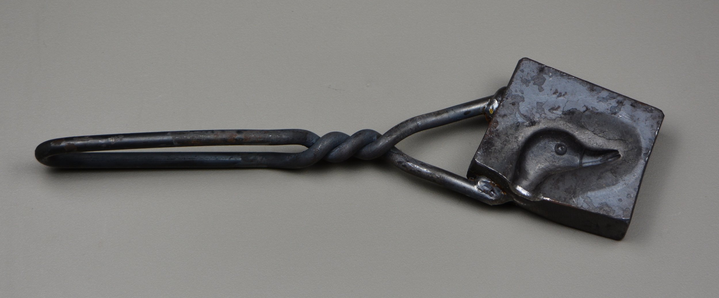 duck head opn die example w handle.jpg