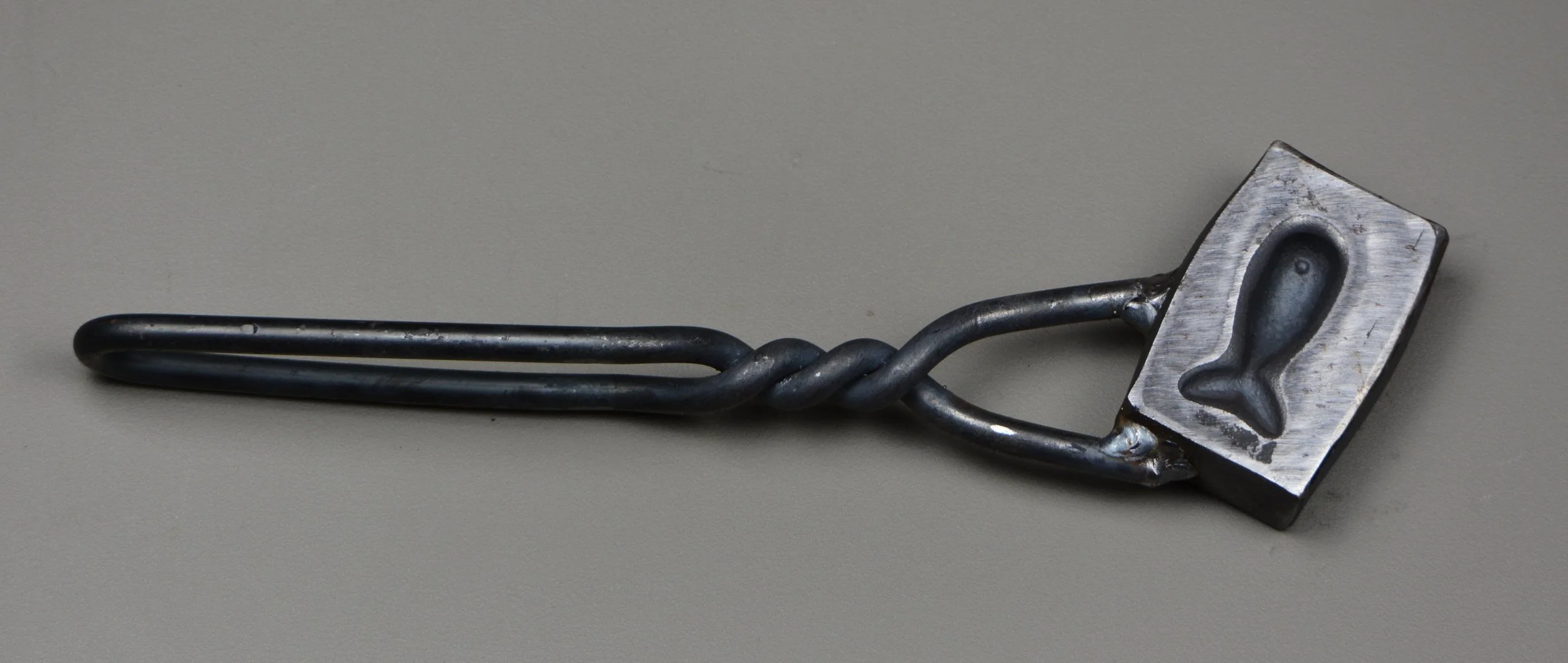 whale open die example w handle.jpg