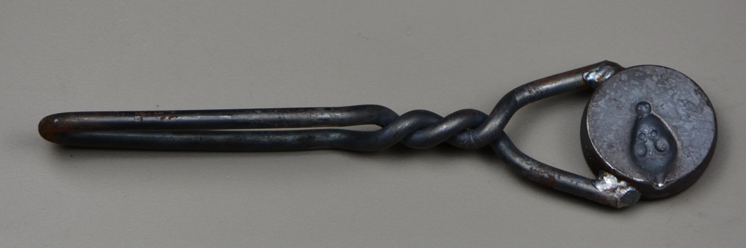 small mouse open die example w handle.jpg