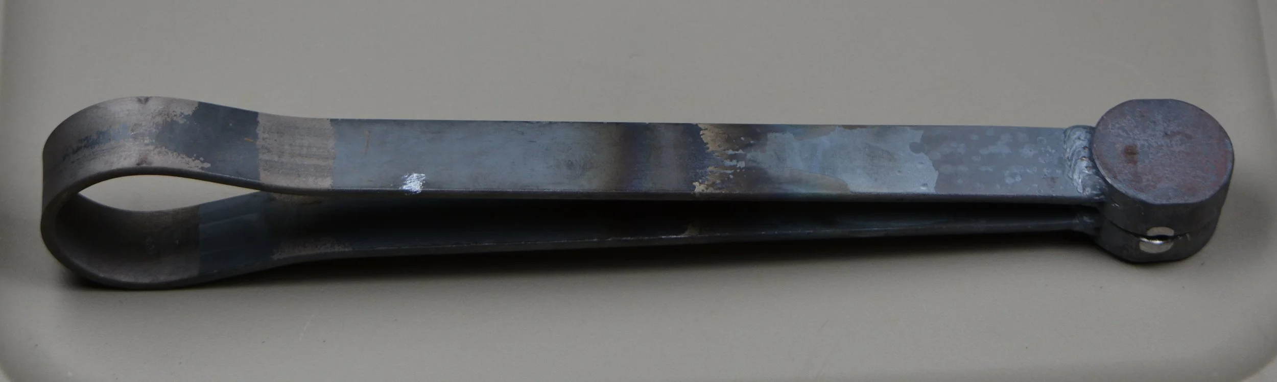 closed spring die example, smaller round.jpg