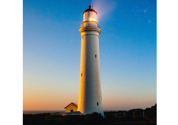 lighthouse-980457_1920.jpg