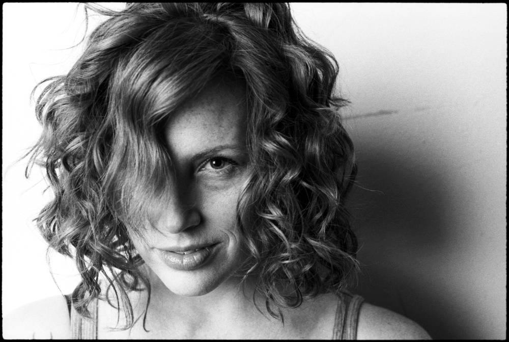 #0448_04A - Sarah, April 2016. Voigtlander R3, 75mm f/2.5, Ilford FP4 125 film.